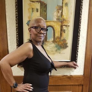 Meet your Posher, Cassandra l